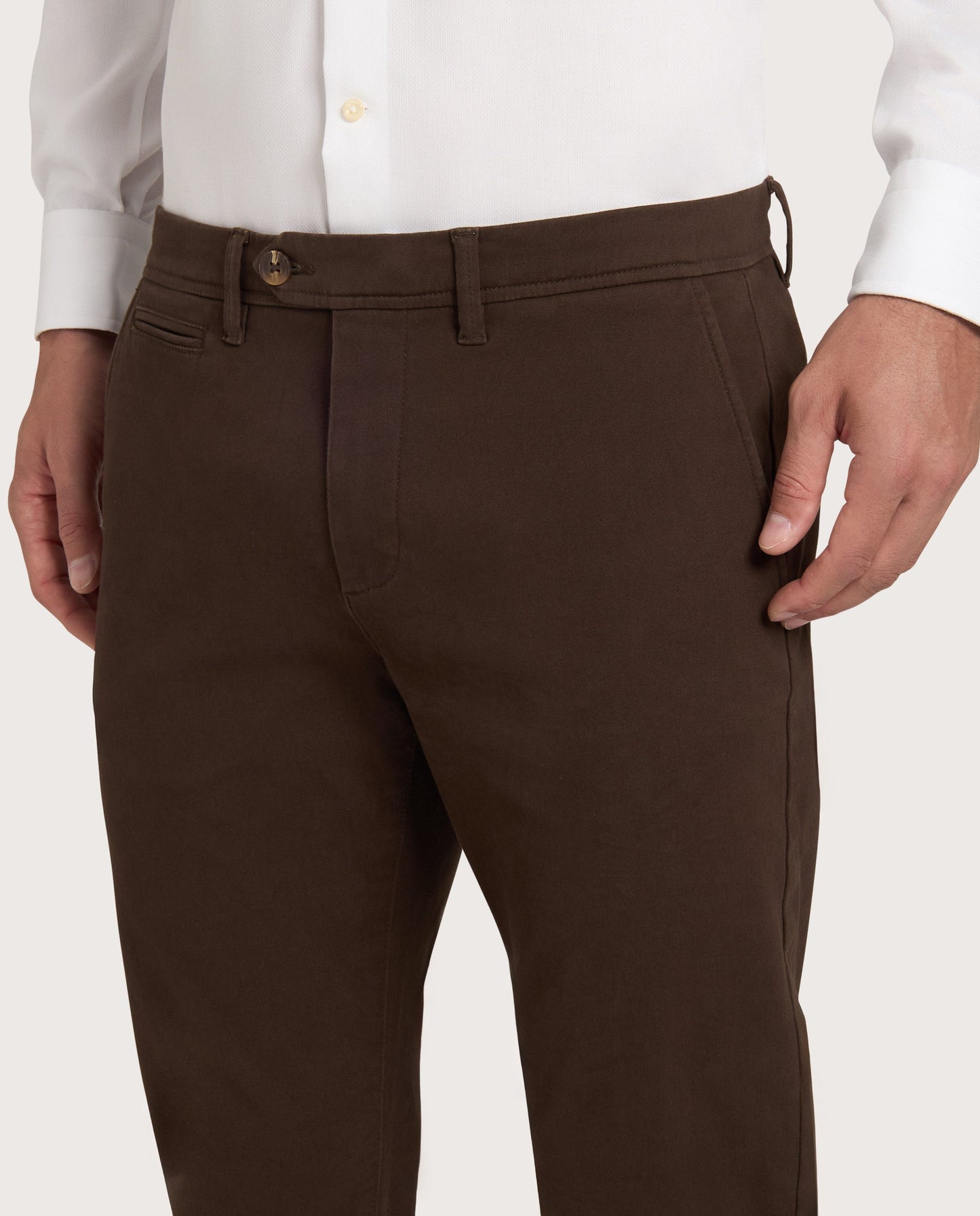 Braon chino pantalone
