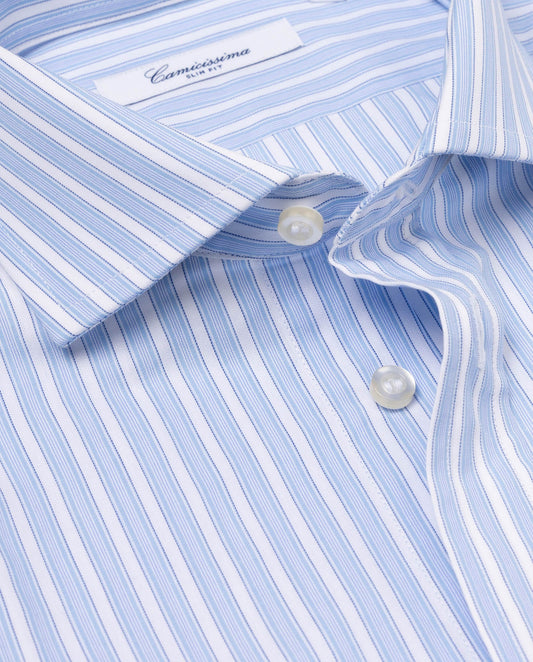 Plava košulja na pruge, francuska kragna