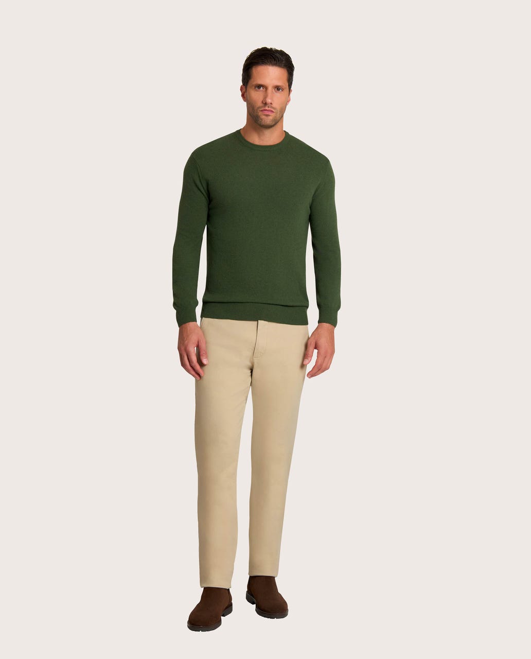 Maslinasto zeleni muški džemper sa okruglim izrezom – cashmere blend