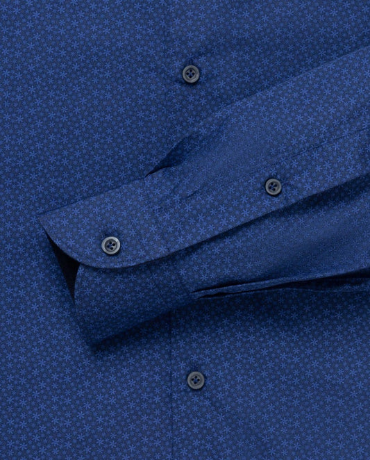 Tamnoplava košulja sa dezenom