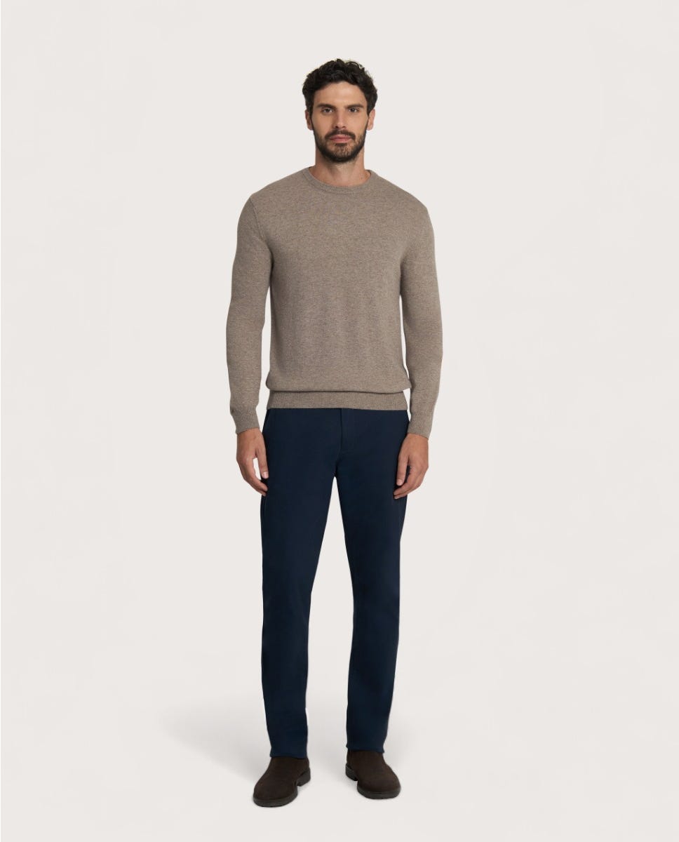 Svetlobraon muški džemper sa okruglim izrezom – cashmere blend