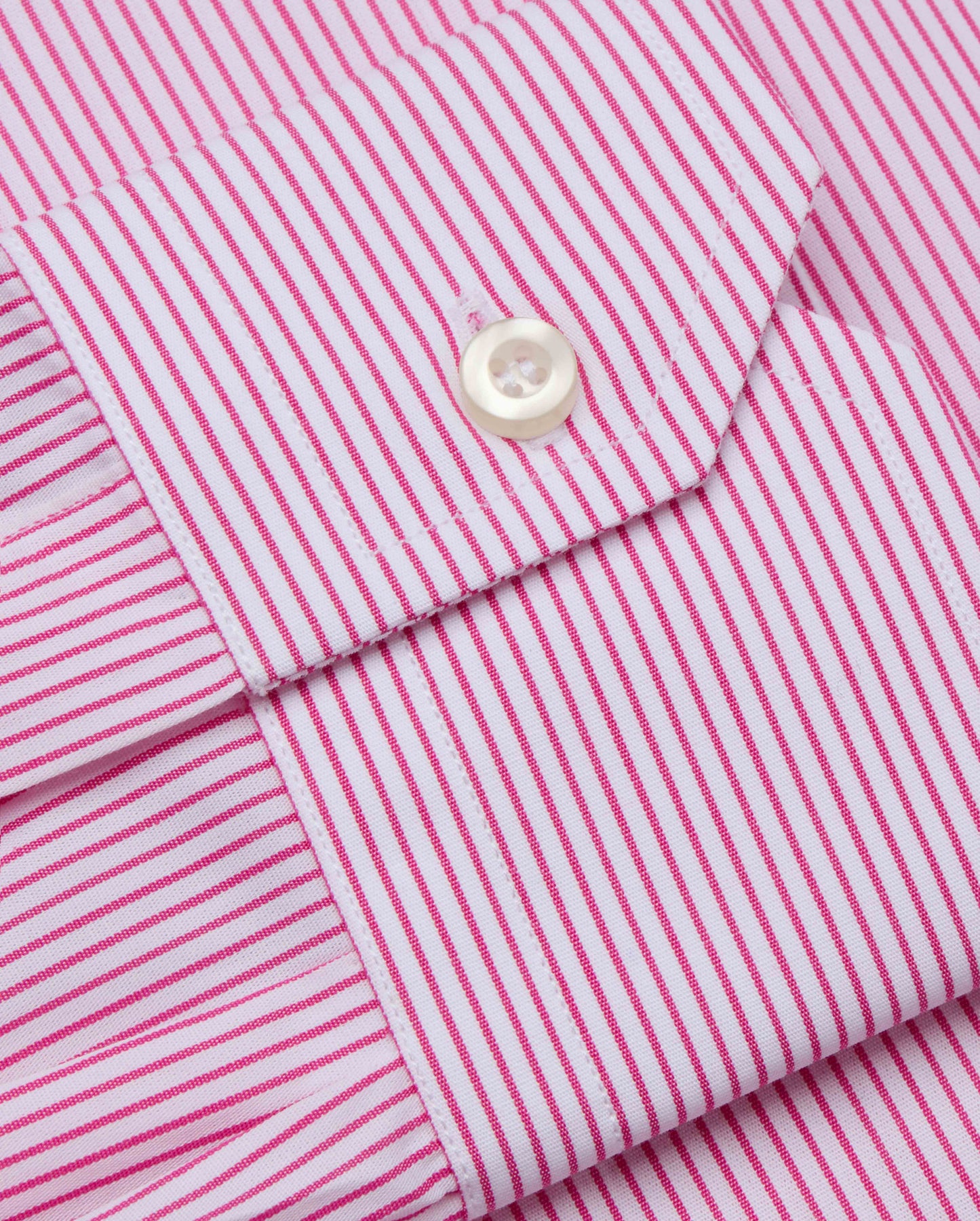 Muška slim fit košulja sa magenta prugama