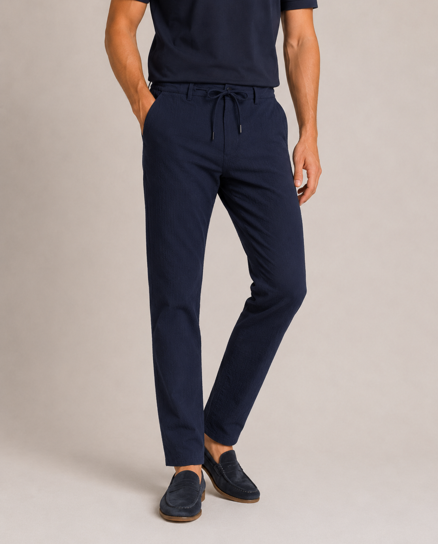 Tamnoplave chino pantalone sa učkurom