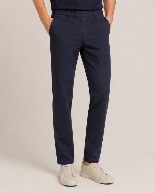 Tamnoplave pamučne chino pantalone