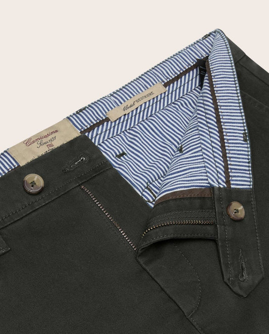 Tamnozelene chino pantalone Sestriere