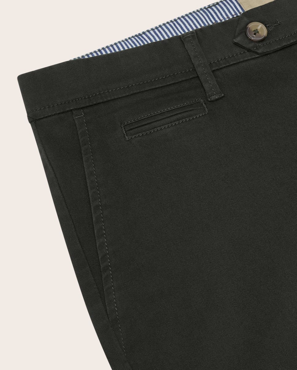Tamnozelene chino pantalone Sestriere